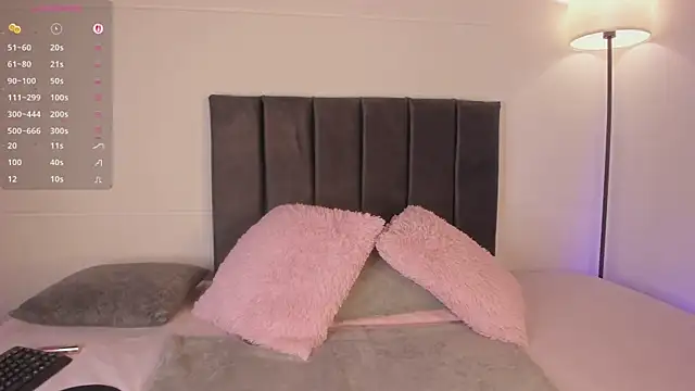 LynnSam  online show from 04/18/26, 02:15