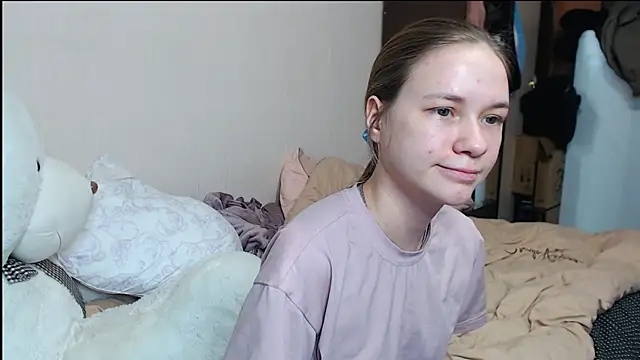 leila bambi  online show from 12/09/24, 09:28