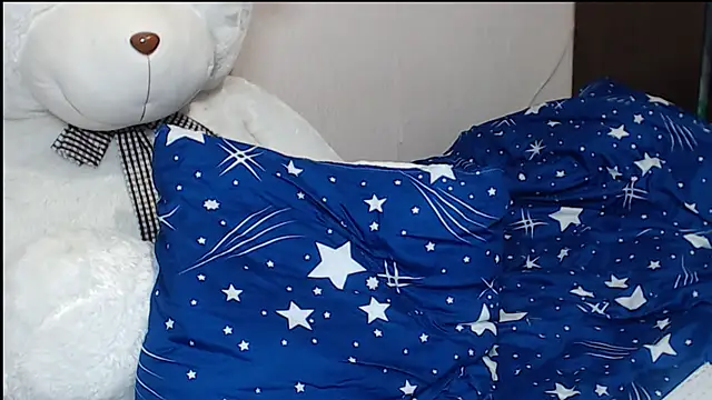 leila bambi  online show from 01/27/25, 12:33