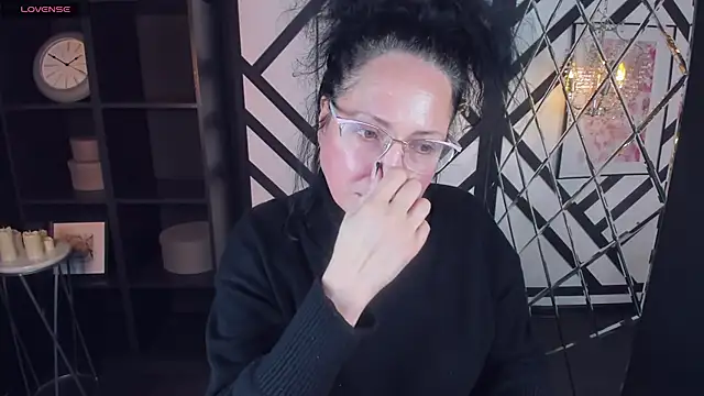 Anita Muse online show from 01/17/25, 03:01