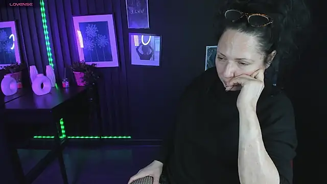 Anita Muse online show from 03/03/25, 04:58