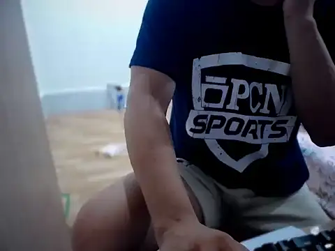 Cloudycockcare online show from 10/26/25, 09:04