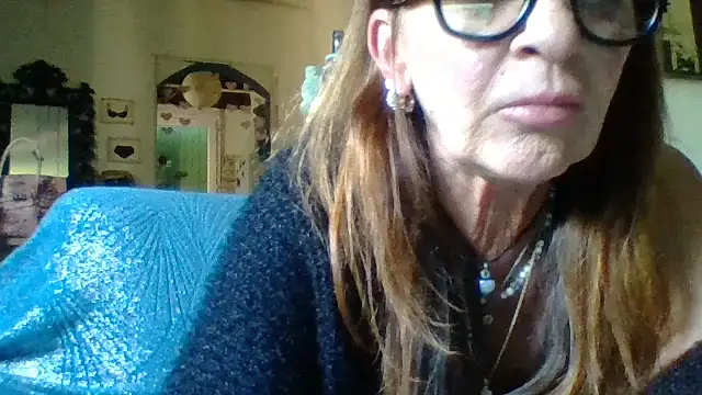 gildamilf online show from 05/15/26, 02:35