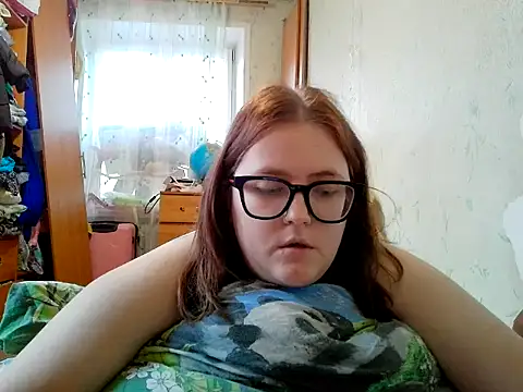 DesireMelissa online show from 12/04/25, 10:13