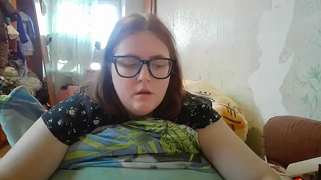 DesireMelissa online show from 12/14/25, 07:14