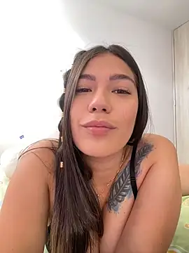 Latina vanessa online show from 12/08/24, 08:47