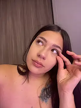 Latina vanessa online show from 02/23/25, 02:40