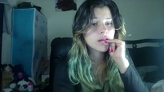 Elith 20 online show from 03/16/25, 08:32