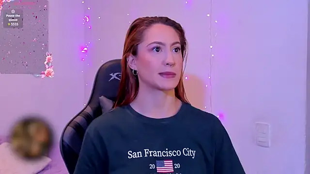 Snapshot of Amypond__ chatting on 09/25/25, 05:16 Amypond online show from 09/25/25, 05:16