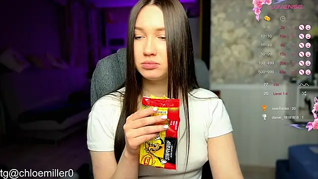 Snapshot of ChloeMillerMeow chatting on 01/28/25, 10:01 ChloeMillerMeow online show from 01/28/25, 10:01