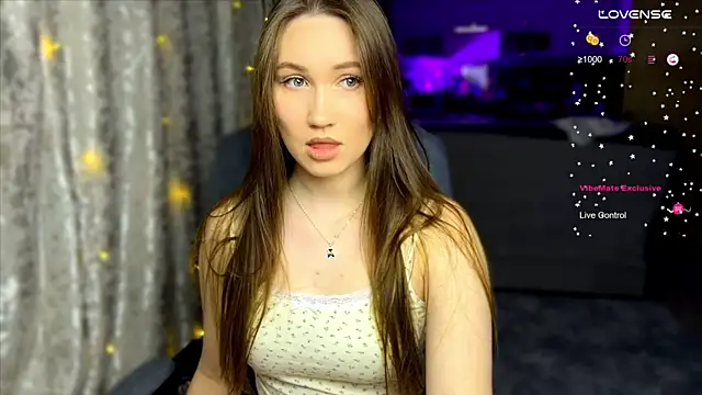 Snapshot of ChloeMillerMeow chatting on 09/17/25, 07:04 ChloeMillerMeow online show from 09/17/25, 07:04