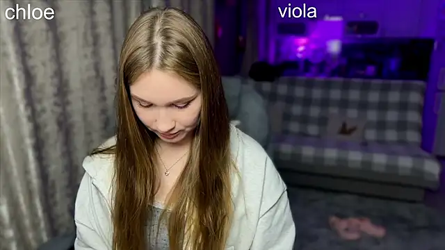 Snapshot of ChloeMillerMeow chatting on 11/10/25, 03:11 ChloeMillerMeow online show from 11/10/25, 03:11