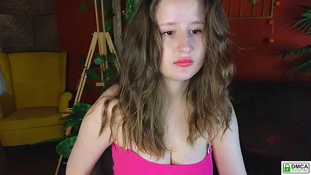 Snapshot of SquirtBabee chatting on 10/18/25, 03:13 SquirtBabee online show from 10/18/25, 03:13