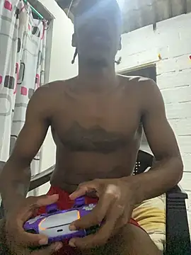 Larry-n-clouds online show from 01/08/26, 04:04