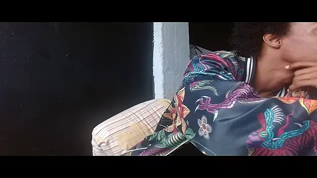 Larry-n-clouds online show from 07/01/26, 12:07