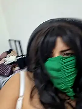 Snapshot of Rozittaa chatting on 12/08/24, 11:14 Rozittaa online show from 12/08/24, 11:14