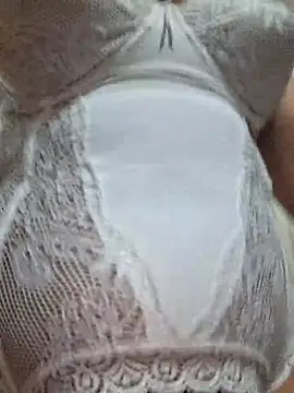 Snapshot of Rozittaa chatting on 09/27/25, 06:13 Rozittaa online show from 09/27/25, 06:13