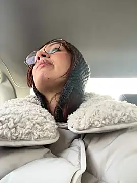 RinaCat online show from 01/13/25, 05:23