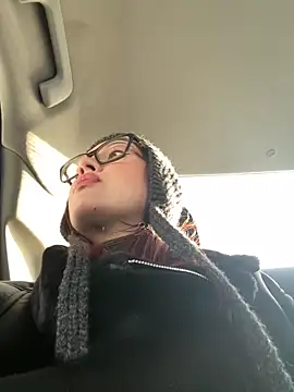 RinaCat online show from 02/06/25, 05:25