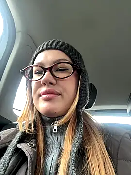 RinaCat online show from 10/06/25, 05:05