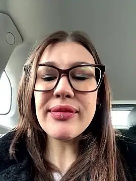 RinaCat online show from 10/26/25, 05:24