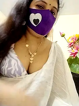 Snapshot of Ameera19 chatting on 03/16/25, 07:06 Ameera19 online show from 03/16/25, 07:06