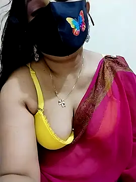 Snapshot of Ameera19 chatting on 10/25/25, 09:09 Ameera19 online show from 10/25/25, 09:09