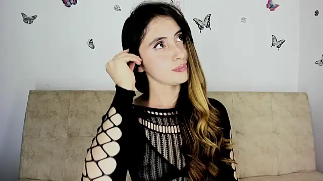 Nicol Swift  online show from 01/11/25, 02:41