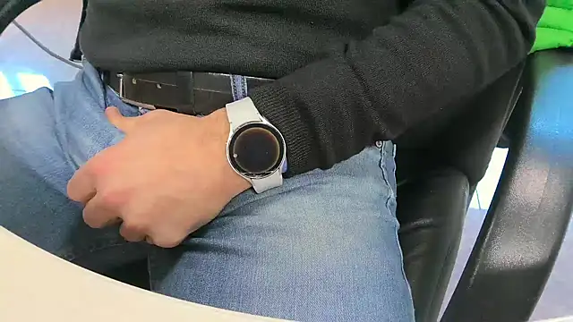 alessandroman2114 online show from 02/25/25, 11:30