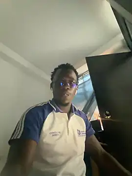 Snapshot of _Lowmaypalacios chatting on 03/28/26, 10:20 Lowmaypalacios online show from 03/28/26, 10:20