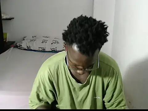 Snapshot of _Lowmaypalacios chatting on 04/14/26, 08:59 Lowmaypalacios online show from 04/14/26, 08:59