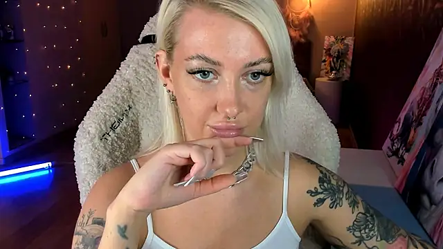 tykioty Miley online show from 02/21/26, 12:06