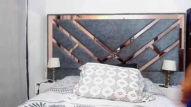 KarlaTesg online show from 09/09/25, 09:31