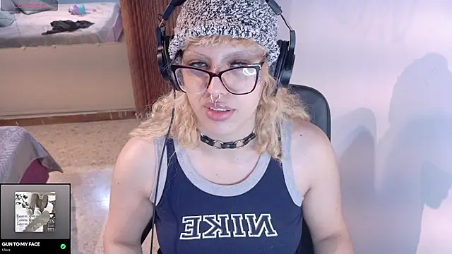 Eli666uwu online show from 10/08/25, 09:45