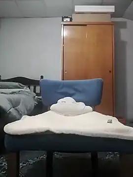 nicedick bro online show from 10/13/25, 04:56