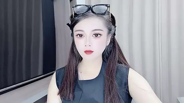 VIWVI online show from 09/18/25, 03:41