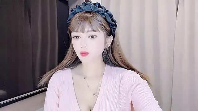 VIWVI online show from 10/13/25, 04:56