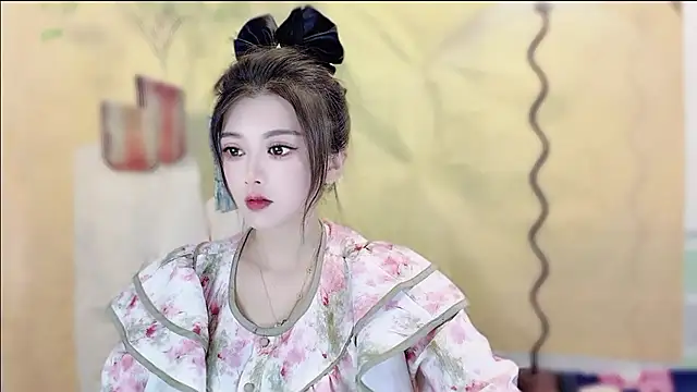 VIWVI online show from 10/28/25, 03:10