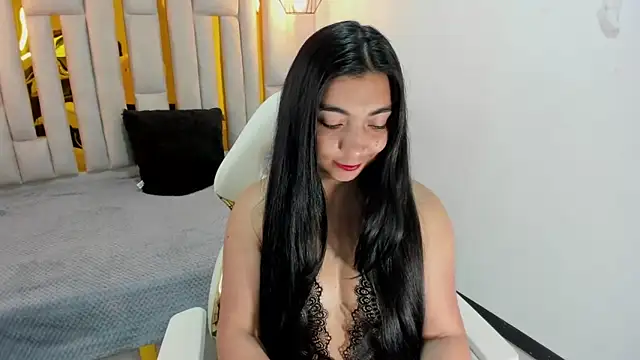 Snapshot of Karla_hernandez_ chatting on 01/24/25, 11:26 Karla hernandez online show from 01/24/25, 11:26