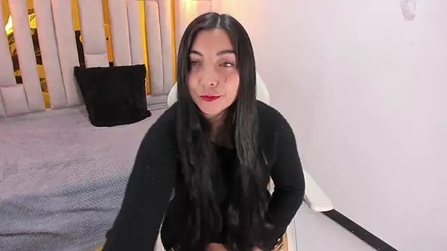 Snapshot of Karla_hernandez_ chatting on 01/31/25, 11:03 Karla hernandez online show from 01/31/25, 11:03