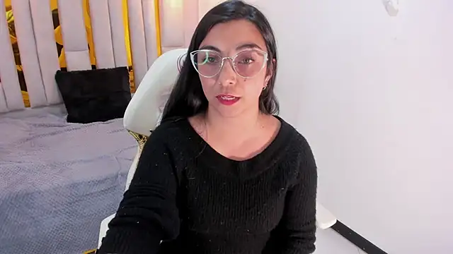 Snapshot of Karla_hernandez_ chatting on 01/31/25, 05:10 Karla hernandez online show from 01/31/25, 05:10