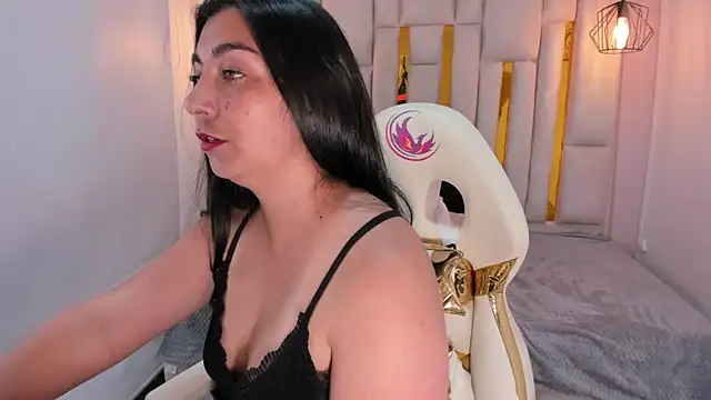 Snapshot of Karla_hernandez_ chatting on 02/06/25, 05:09 Karla hernandez online show from 02/06/25, 05:09