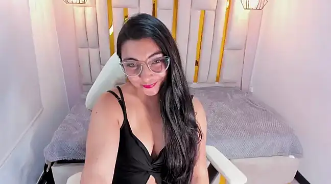 Snapshot of Karla_hernandez_ chatting on 03/07/25, 05:17 Karla hernandez online show from 03/07/25, 05:17