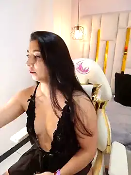 Snapshot of Karla_hernandez_ chatting on 03/20/25, 11:05 Karla hernandez online show from 03/20/25, 11:05