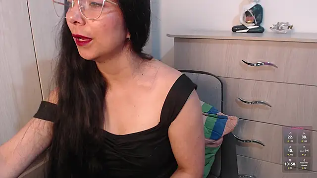 Snapshot of Karla_hernandez_ chatting on 12/16/25, 10:20 Karla hernandez online show from 12/16/25, 10:20