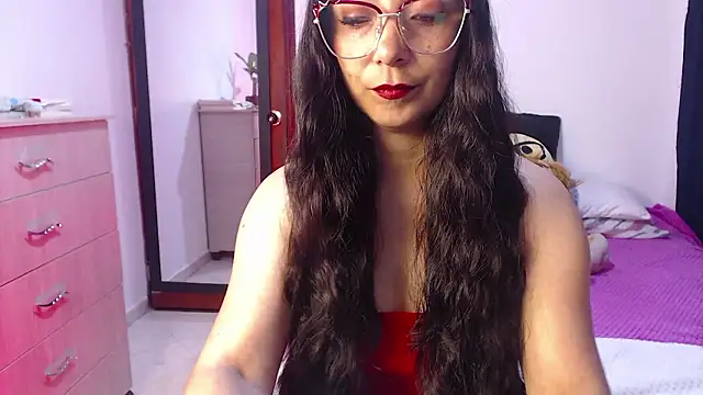Karla hernandez  online show from 02/17/26, 10:45
