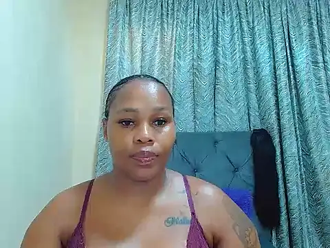 curvycloe1 online show from 01/28/25, 04:29