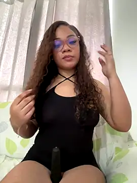 ashley Tompson1 online show from 10/23/25, 12:15