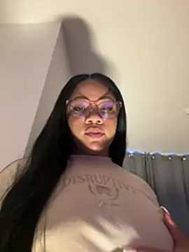 ashley Tompson1 online show from 02/16/26, 11:28