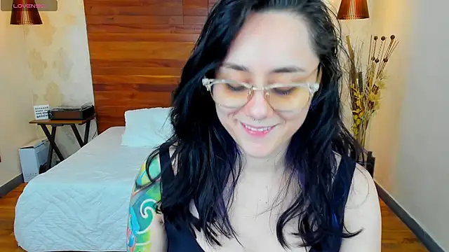 KatherineBond online show from 01/21/25, 11:55